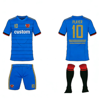 Tenue d'entraînement de football pour jeunes avec impression par sublimation de couleurs personnalisées, maillot et short de football pour garçons, pour l'entraînement sportif