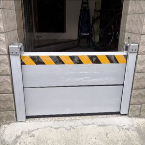 Ev garaj su geçiş valfi sel kontrol savunma bariyer yuvası baraj kolay sel koruma bariyeri alüminyum Anti sel bariyer kapı - Product Image 4