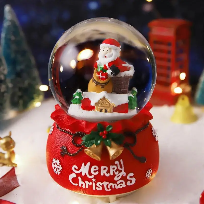 2022 hot sale custom Resin Christmas snow globe for home decoration