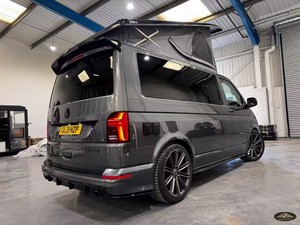 Kit di Aggiornamento Paraurti JH MULTIVAN per <span class=keywords><strong>Transporter</strong></span> T5/<span class=keywords><strong>T6</strong></span>/<span class=keywords><strong>T6</strong></span>.1 - Installazione a Bulloni con Fori per Sensori di Parcheggio Nuovi Ricambi Auto - Product Image 3