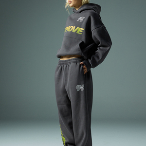 Conjunto Deportivo Informal de Felpa Gruesa de Primera Calidad con Estampado Personalizado, Sudadera con Capucha y Pantalones Jogger de Corte Regular, Conjunto de 2 Piezas - Product Image 2