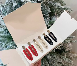 Barrettes à cheveux en acétate faites à la main avec logo personnalisé, colorées et sans plis, accessoire de maquillage parfait pour les fêtes - Product Image 3