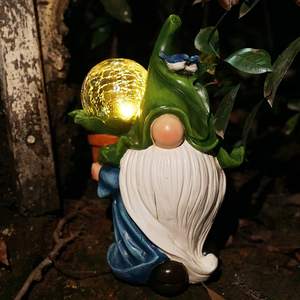 Résine Artisanat Nain Jardin Gnome Statue Noël Jardin Décoration Extérieure Pelouse Cour Lumière Solaire - Product Image 5
