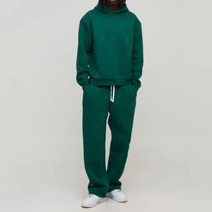 Sudadera con Capucha y Cordón Ajustable en Verde Bosque y Blanco, Pantalones Deportivos con Estampado Personalizado para Hombre, Conjunto de Dos Piezas de Invierno, 100% Algodón - Product Image 1