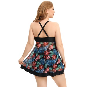 Traje de baño de talla grande para mujer, conjunto de dos piezas con cuello en V profundo, vestido de baño con estampado floral para nadar y deportes acuáticos - Product Image 5