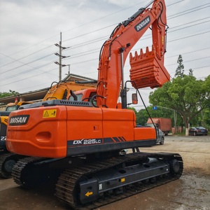 Excavadora de Cadenas Usada Doosan DX225LC en Oferta, 22 Toneladas, Original de Corea, Excavadora Mediana con Motor Diésel Doosan DL06 Confiable - Product Image 4