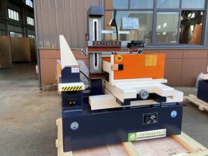 Chuyên nghiệp dk7735 CNC tia lửa xói mòn EDM dây cắt máy tự động với máy bơm lõi động cơ thành phần phiên bản mới của dk77 - Product Image 4