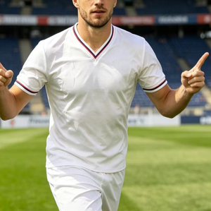 Les supporters britanniques adorent les maillots – Maillot de supporter de Pologne personnalisé 2025 – Mon pays, ma religion – Maillot de football de haute qualité – Uniforme Démon Rouge - Product Image 3