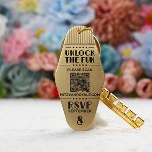 Porte-clés personnalisé avec logo, lettres et numéros en laiton plaqué or, gravé au laser, style vintage pour chambre, motel, hôtel, avec code QR - Product Image 4