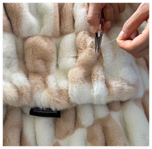 Plaid en fausse <span class=keywords><strong>fourrure</strong></span> de lapin doublement froncé, luxueux, doux, réversible, effet <span class=keywords><strong>vison</strong></span>, 60 x 72 pouces, couleur Dune du désert - Product Image 5