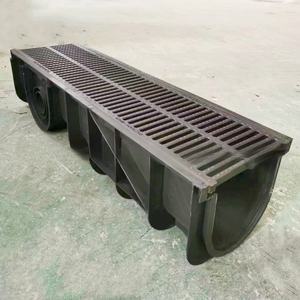 Canal de grille en <span class=keywords><strong>fonte</strong></span> de fer HDPE Trench Balcon Drain Polymère Fossé Gouttière d'eau de pluie Drains hautement durables - Product Image 5