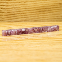Blocs et plaques carrés en acrylique coulé imitation terrazzo avec un attrait visuel saisissant pour les manches de couteaux de cuisine