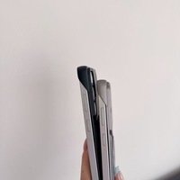 Étui de téléphone magnétique en cuir PU pour Samsung Galaxy S26 Ultra 360 °   Support rotatif pour téléphone avec lumière, parfum, protection antichoc et refroidissement