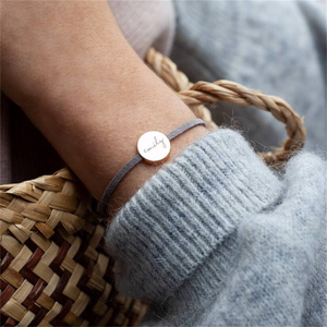 <span class=keywords><strong>Bracciale</strong></span> con perline rotonde in acciaio inossidabile e oro 18k da 15 mm, personalizzabile con <span class=keywords><strong>incisione</strong></span> logo, <span class=keywords><strong>bracciale</strong></span> con ciondolo a disco vuoto per stampa a caldo in <span class=keywords><strong>argento</strong></span> - Product Image 6