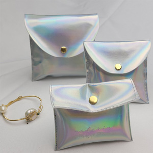 Pochette en cuir imperméable pour bijoux et objets délicats - Product Image 3