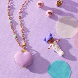 Nouveau Collier Pendentif Cœur Rose Romantique Tendance avec Zircon et Pentagramme en Cuivre, Boîte à Phases Ouvertes/fermées, Bijou Cadeau Amusant - Product Image 4
