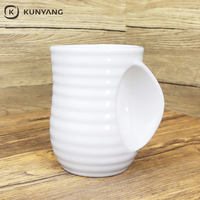 2024 nouveau nordique Unique lait pot forme bureau tasse rayure en relief tasses à café en céramique