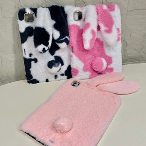Étui pour tablette <span class=keywords><strong>iPad</strong></span> <span class=keywords><strong>Mini</strong></span> 6 avec fente pour stylo, motif lapin mignon aux longues oreilles, peluche douce, fourrure, housse en fourrure de lapin pour <span class=keywords><strong>iPad</strong></span> <span class=keywords><strong>Mini</strong></span> 7 8,3 pouces - Product Image 6