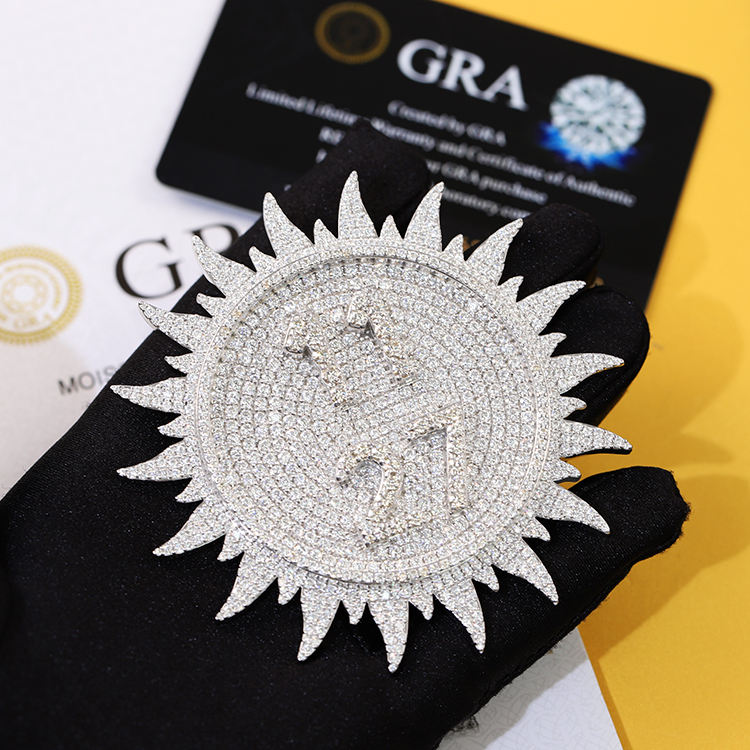 จี้ขนาด 3 นิ้ว