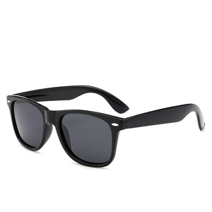 New Style Classic Polarized <b>Sunglasses</b> Unisex Wholesale - Product Image 2