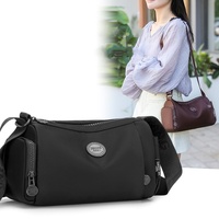 Sac à bandoulière minimaliste décontracté à grande capacité avec fermeture éclair, sac messager antivol résistant à l'eau en nylon