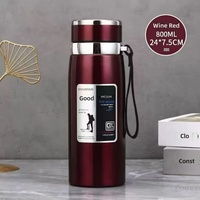 Tasse à thé isotherme grande capacité en acier inoxydable avec infuseur, design moderne et minimaliste pour hommes et femmes, portable pour l'extérieur et la voiture