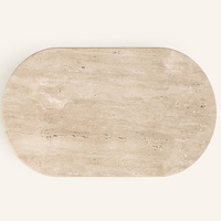 Table basse ovale en marbre travertin beige au design moderne et simple, personnalisée par KUMUSI, avec pieds romains, meubles de salon