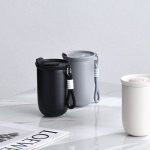 La nouvelle tasse à café 2026 est sans BPA et son design en acier inoxydable à double paroi facilite son transport. - Product Image 6