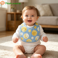 Articles pour bébés de style luxueux à impression personnalisée, tablier respirant pour enfants, bavoirs en coton absorbants pour bébés garçons et filles