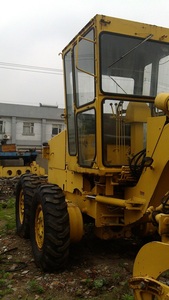 Niveleuse d'occasion KOMATSU 511 d'origine japonaise en bon état à prix réduit Excellentes performances - Product Image 6