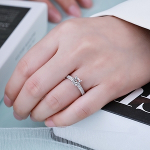 Anillo de Compromiso de Lujo para Mujer, Oro Blanco Sólido de 18K, Diamante Natural de Corte Brillante Redondo, Engaste Pavé, Corona Clásica - Product Image 5