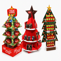 Présentoir en forme de sapin de Noël pour promotion en supermarché, chaîne de magasins, marque alimentaire, merchandising saisonnier, présentoir de sol