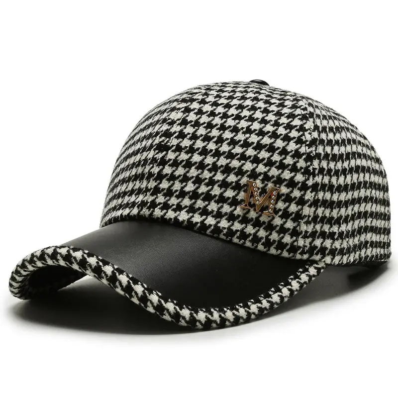 Autumn And Winter New Fashion Houndstooth Baseball Cap Hat For Women Retro Fitted Hats Curved Brim