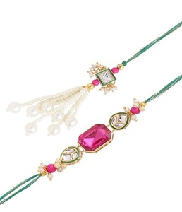 Rakhi Kundan vert avec pompon de perles pour frère, combo pour le festival Raksha Bandhan, cadeau indien traditionnel fait main de qualité supérieure - Product Image 1