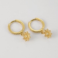 Nagosa Boutique Schmuck Sterling Silber 18 Karat Gold Vermeil Zirkonia Blume baumeln Creolen