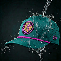 Casquette de baseball OEM personnalisée à 5 panneaux avec logo en caoutchouc PVC et cordon, casquette perforée imperméable découpée au laser, casquette de sport haute performance pour papa