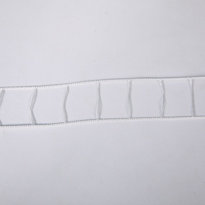 Composants de stores vénitiens Accessoires en plastique à profil haut <span class=keywords><strong>pour</strong></span> stores en aluminium <span class=keywords><strong>Enrouleur</strong></span> de corde de capuchon de rail de tête - Product Image 5