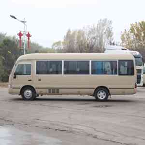 Autobús Usado en China, Autobús de Pasajeros de 23 a 28 Asientos, <span class=keywords><strong>Toyota</strong></span> Coaster Usado - Product Image 4