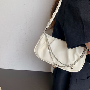 Sac à bandoulière crème pour femmes, avec décoration en chaîne, fermeture à glissière, été 2022, articles en stock F8536 - Product Image 1