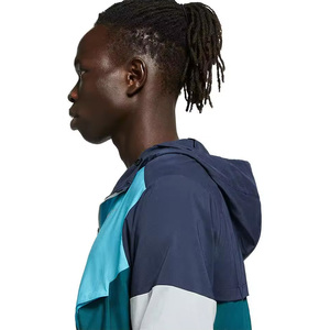 Vente en gros de vêtements de pluie de qualité supérieure avec logo personnalisé Veste légère softshell Ensemble deux pièces coupe-vent Survêtements pour hommes - Product Image 3