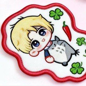 Patch brodé de forme irrégulière en feutre non tissé polyester, pour décoration de coiffure, usage cadeau, conception personnalisée Cy 21 - Product Image 1