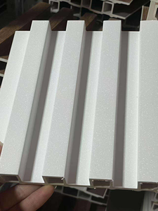 Revêtement mural en composite <span class=keywords><strong>bois</strong></span>-plastique (WPC) imperméable, carré, creux, best-seller, <span class=keywords><strong>pour</strong></span> appartements et bureaux - Product Image 4