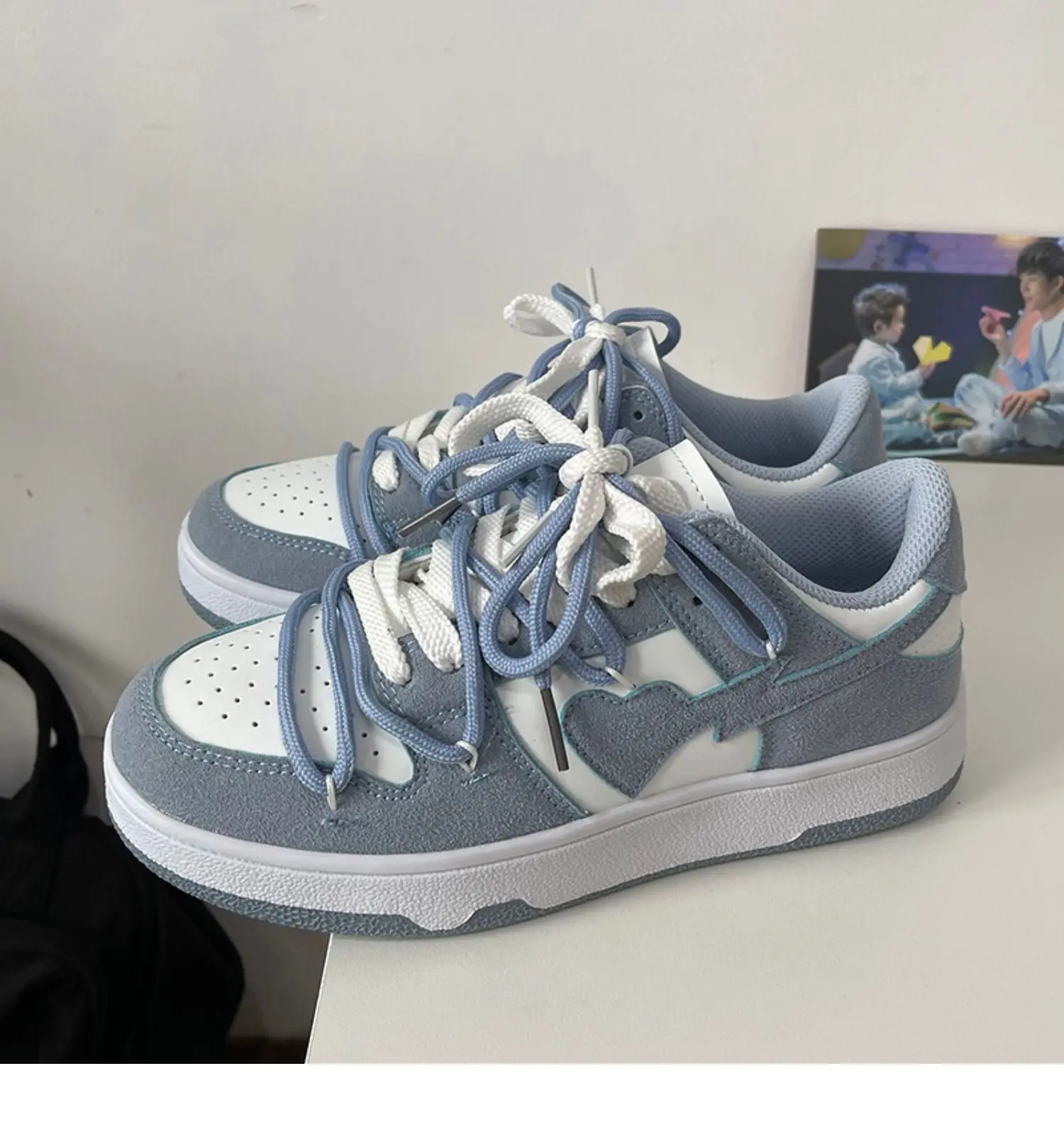 2023 New design blue casual walking shoes brand flat shoes for men and women couples breathable mesh shoes