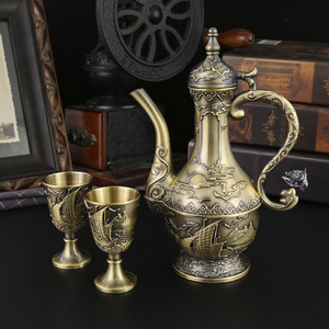 Juego de Botellas de Vino de Metal Vintage con Copas para Vino Blanco, Estilo Europeo Creativo, para Uso Doméstico, Venta al por Mayor - Product Image 2