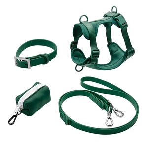 Collier de grand chien doux et confortable avec harnais de laisse attaché en plastique PVC TPU de luxe pour la formation disponible en petites tailles XL - Product Image 5