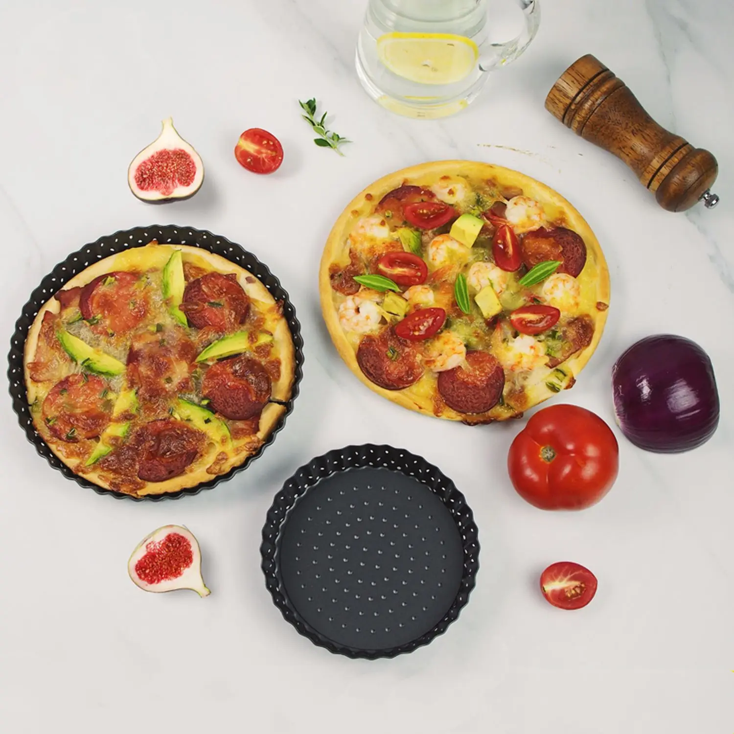 ピザパン炭素鋼穴あきベーキングパン、焦げ付き防止コーティングタルトキッシュピザパンラウンドピザケーキベーキングトレイモールド