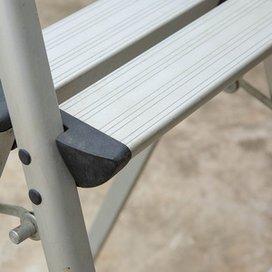 Escalera Plegable de Aluminio con Asa en U, Ligera, para Interiores, Tipo A - Product Image 4