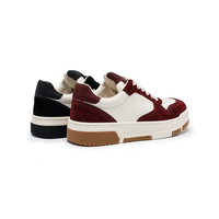 Sneakers plates blanches minimalistes pour femmes, chaussures décontractées à lacets avec semelle épaisse antidérapante