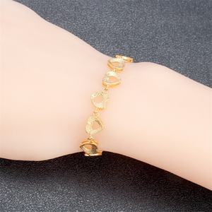 Pulsera de Corazón y Flor Chapada en Oro de 24K, Diseño de Calidad, Brazalete con Dijes de Moda para Mujer, Joyería Personalizada - Product Image 6