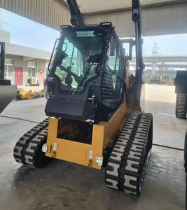 Chargeur compact sur chenilles XC7-TV12, 1,2 tonne, levage vertical, puissant moteur turbo Yanmar, hydraulique à haut débit, chargeur sur chenilles en caoutchouc prêt à l'emploi - Product Image 1